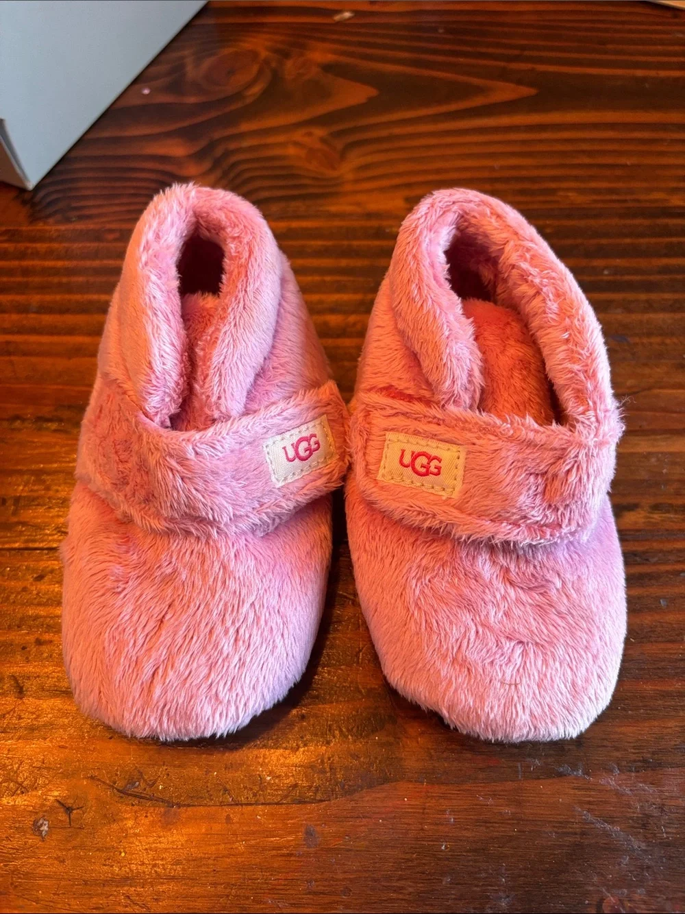 UGG Pink Plush Slide Slippers kids baby size 4/5